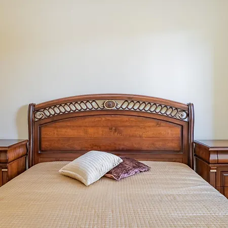 公寓 Revalia Port Of *